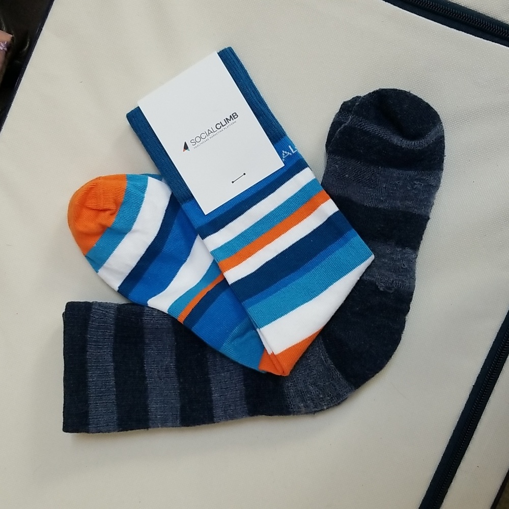 🧦TWO PAIRS SOCKS